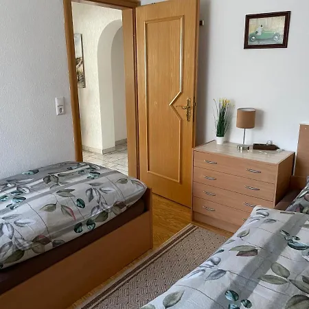 Am Wald - Naehe Funpark Apartment
